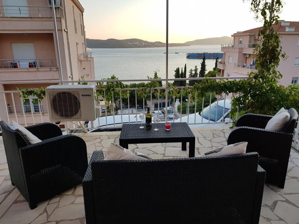 Adriatic Apartments Trogir Exterior foto